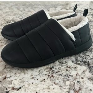 Vionic Tranquil Slippers